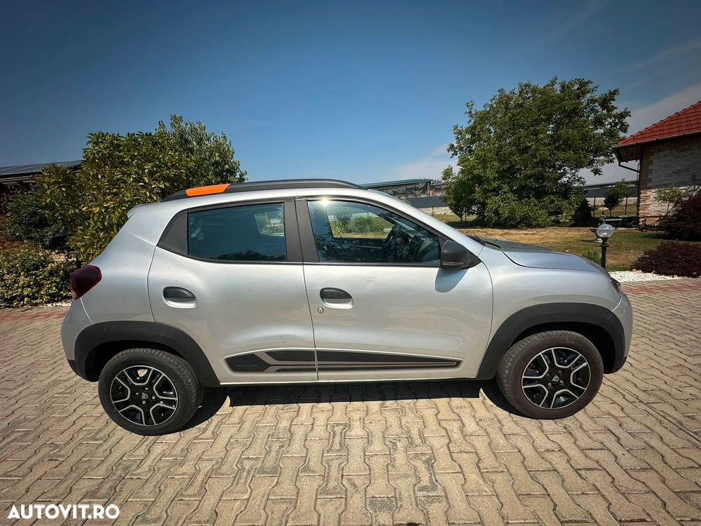 Dacia Spring Essential - 8