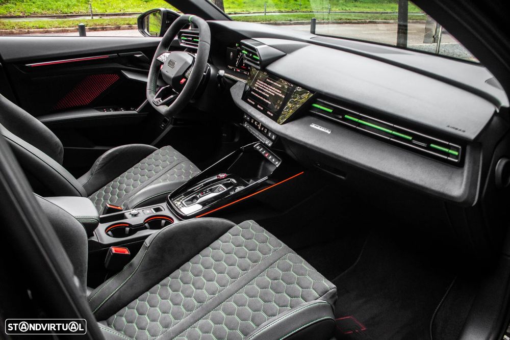 Audi RS3 Sportback 2.5 TFSI quattro S tronic - 33