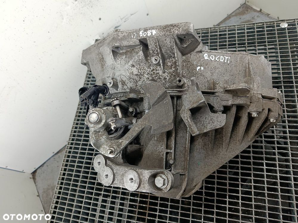 SKRZYNIA BIEGÓW MANUALNA 6 OPEL INSIGNIA A F40 2.0 CDTI - 5