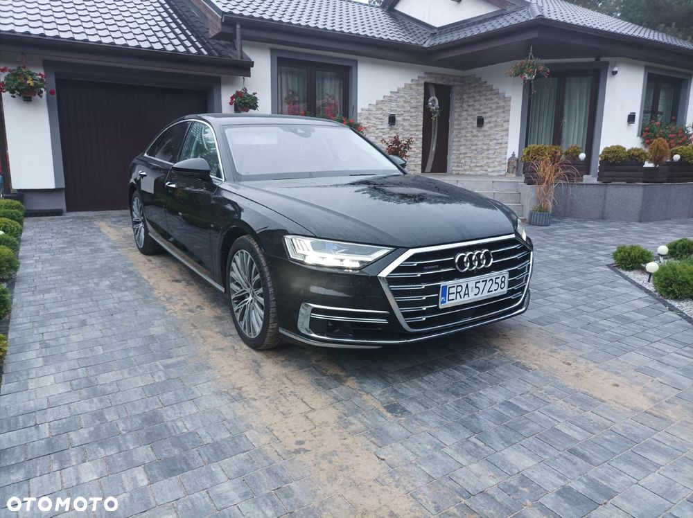 Audi A8 - 1