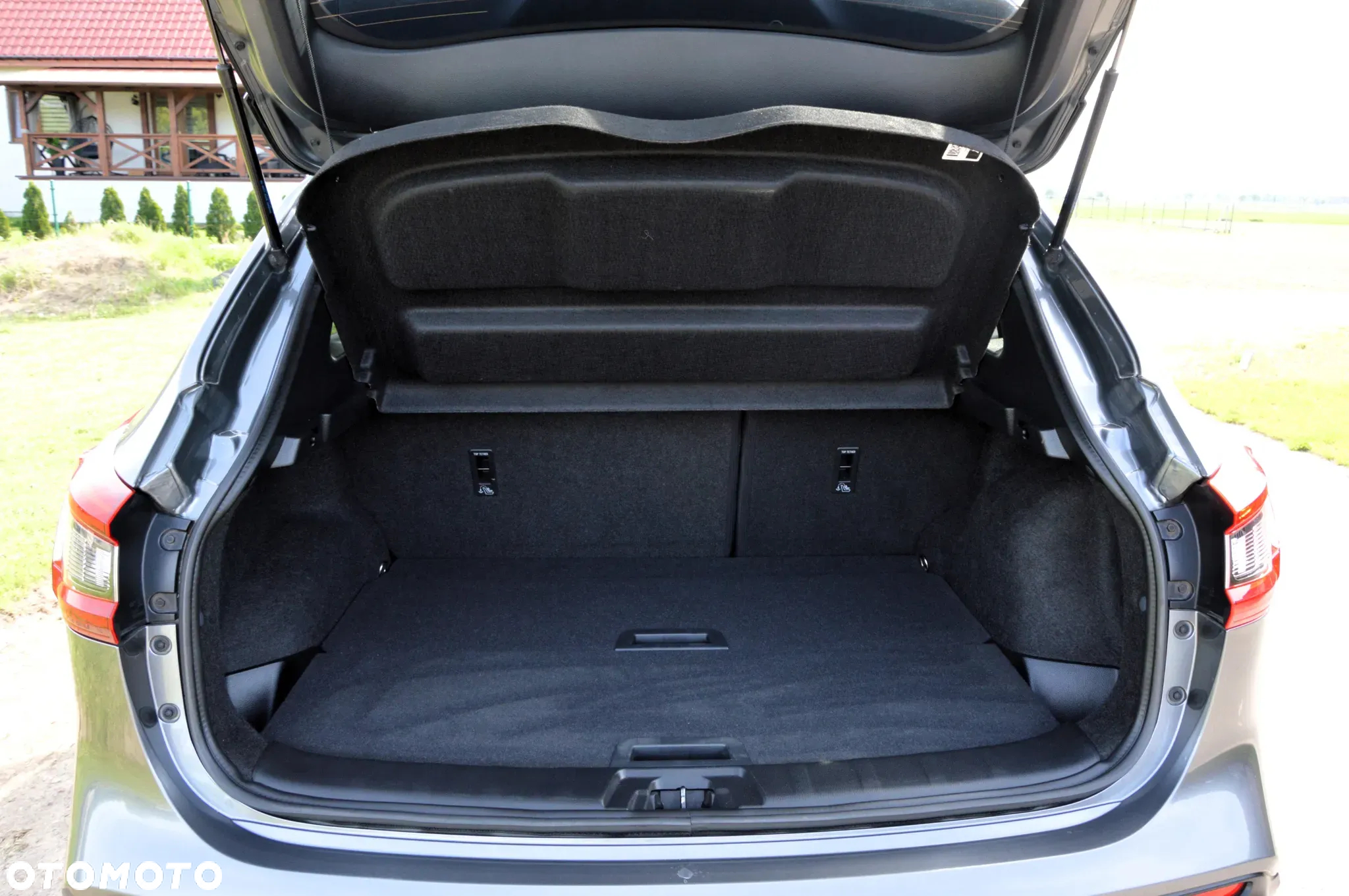 Nissan Qashqai 1.2 DIG-T N-Connecta Xtronic EU6 - 12
