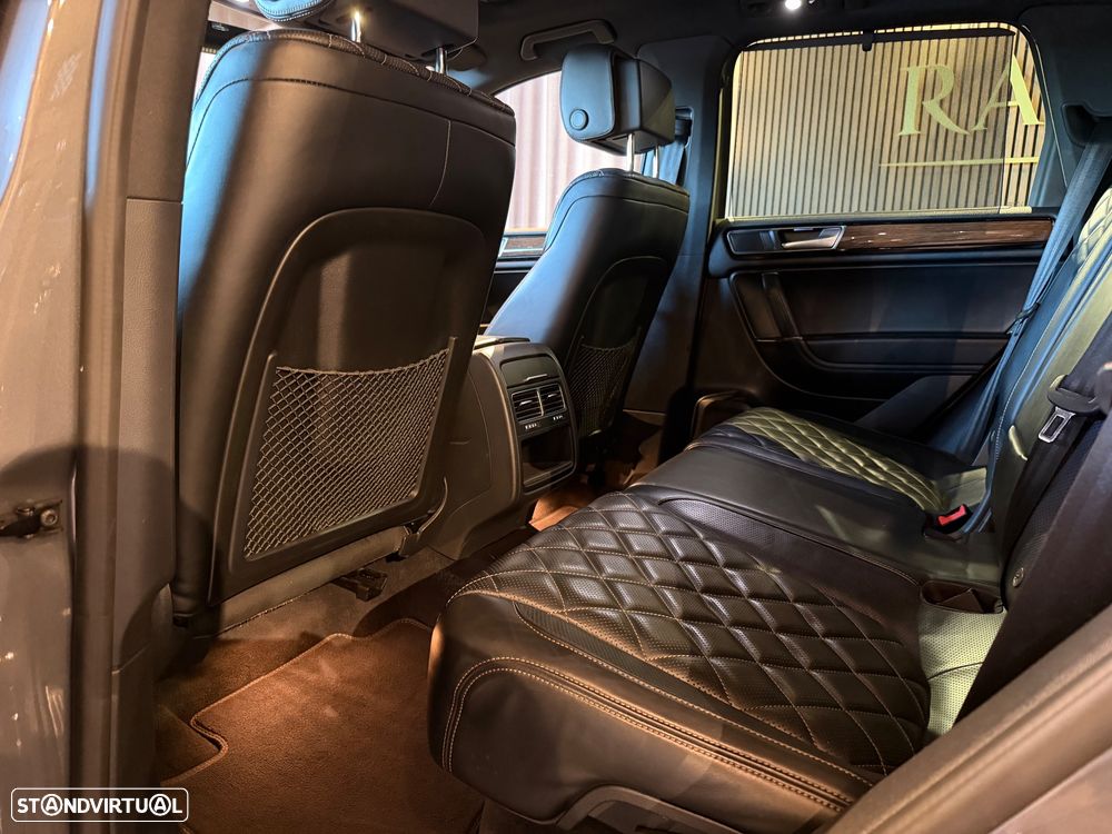 VW Touareg 3.0 TDI V6 Executive Edition - 28