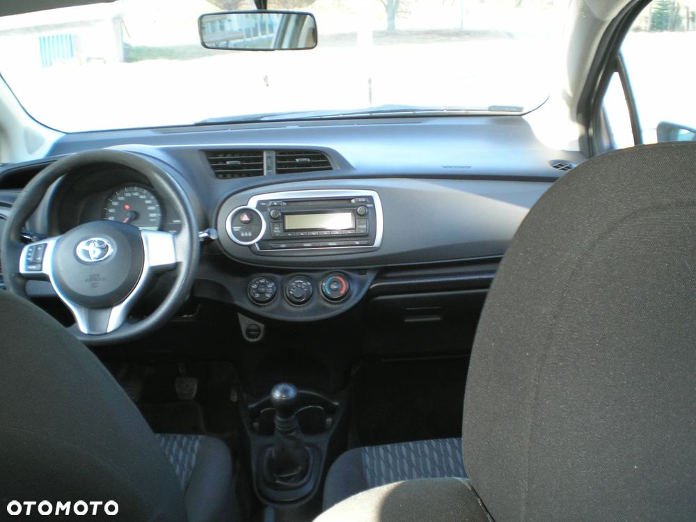 Toyota Yaris 1.0 VVT-i Cool - 5