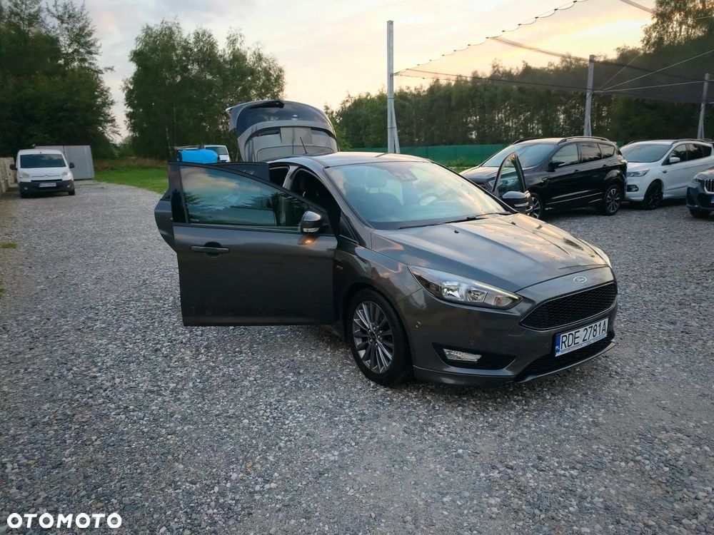 Ford Focus 1.0 EcoBoost ST-Line - 11