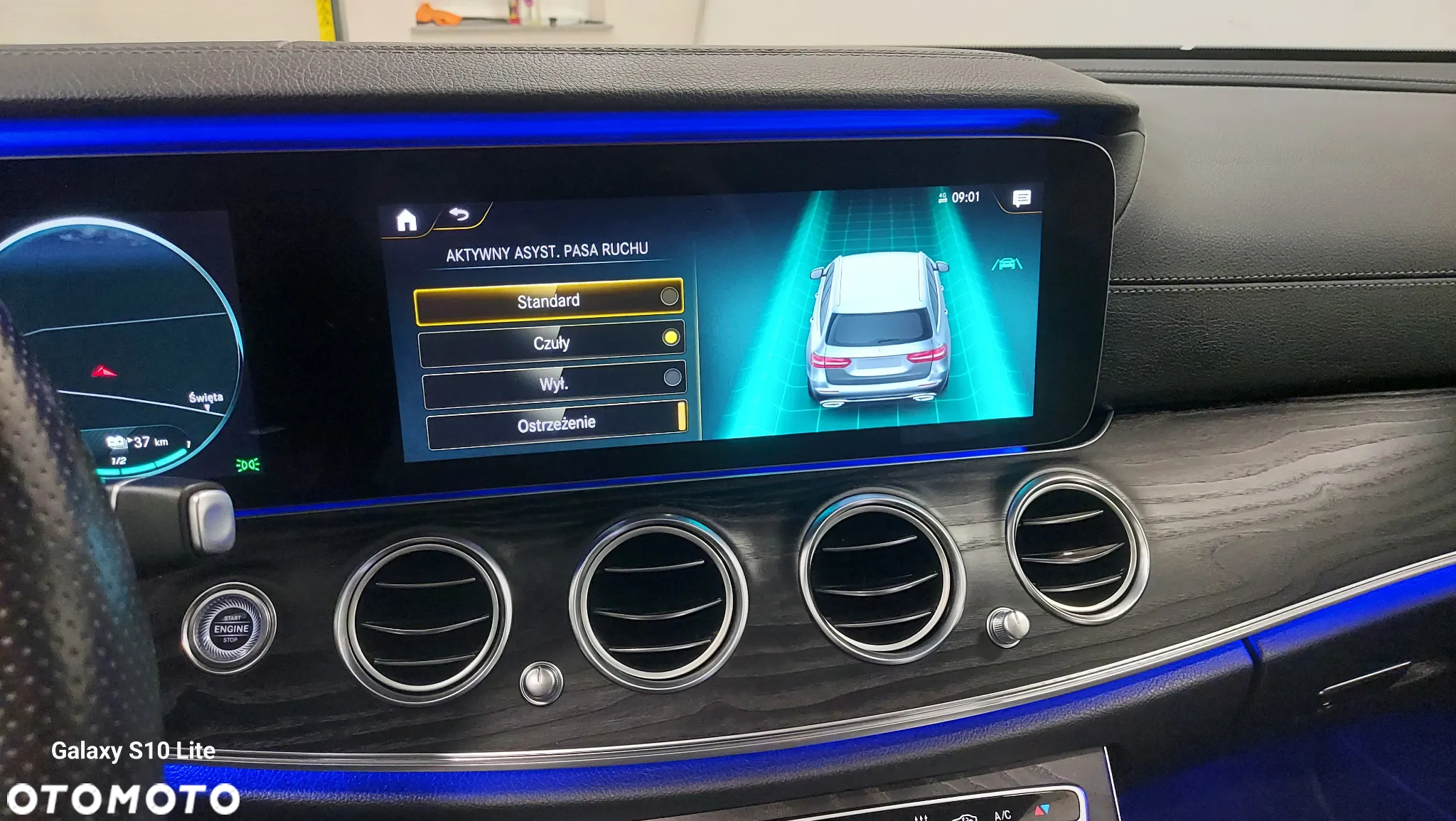 Mercedes-Benz Klasa E 300 de 9G-TRONIC - 32