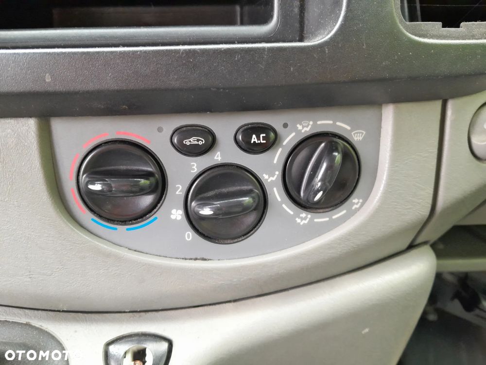 Panel klimatyzacji RENAULT Trafic II lift 01-14r. - 2
