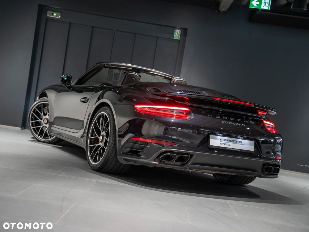 Porsche 911 - 12
