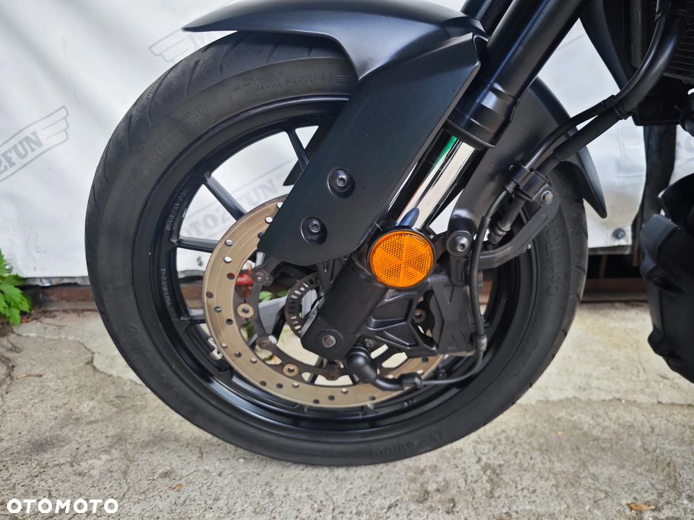 Yamaha MT - 11