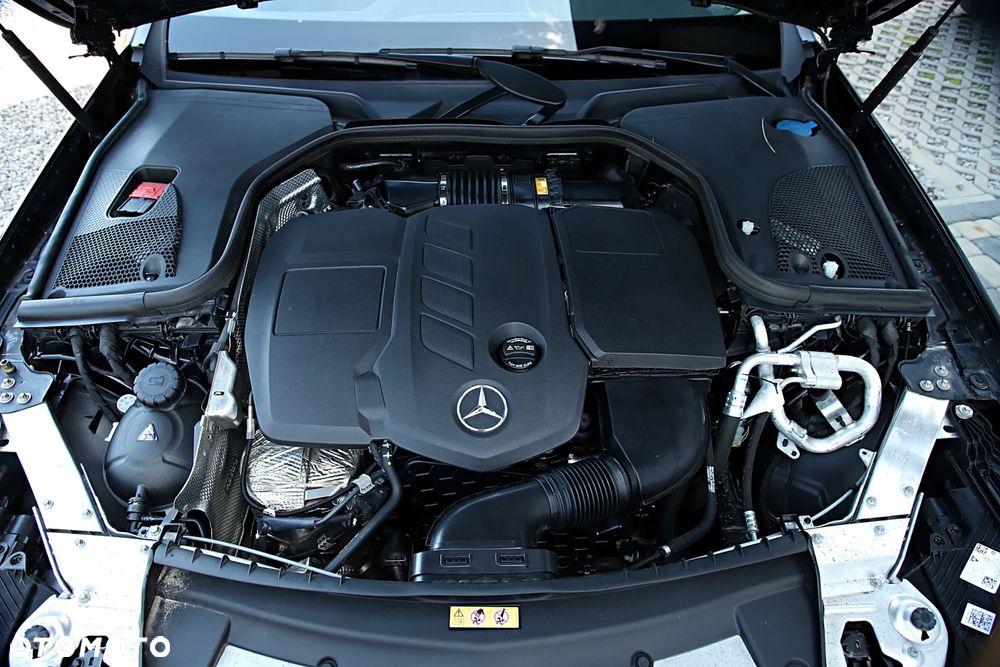 Mercedes-Benz Klasa E 220 d 4-Matic Avantgarde - 12