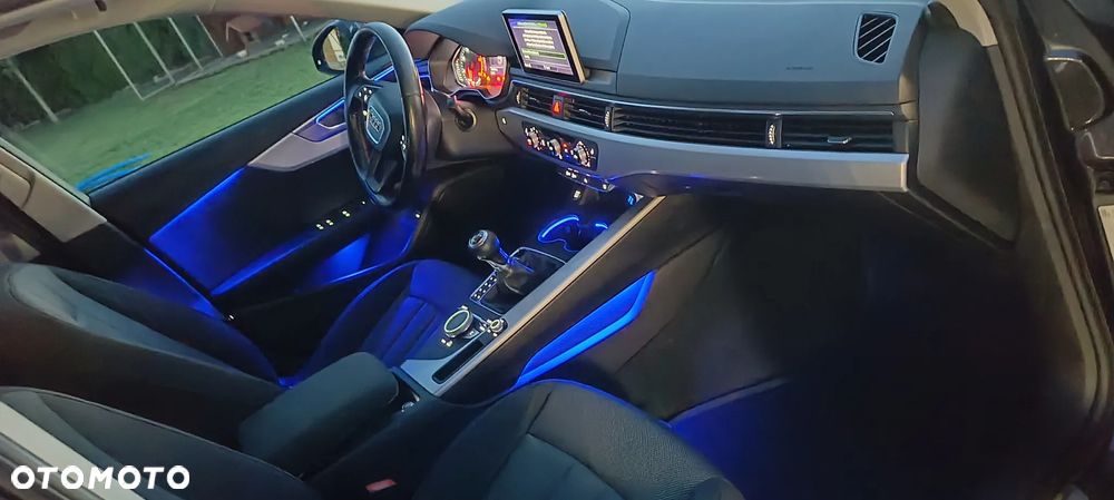 Audi A4 Avant 2.0 TDI - 1