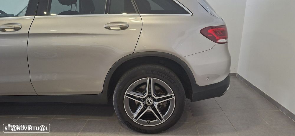 Mercedes-Benz GLC 300 d 4Matic 9G-TRONIC AMG Line - 7