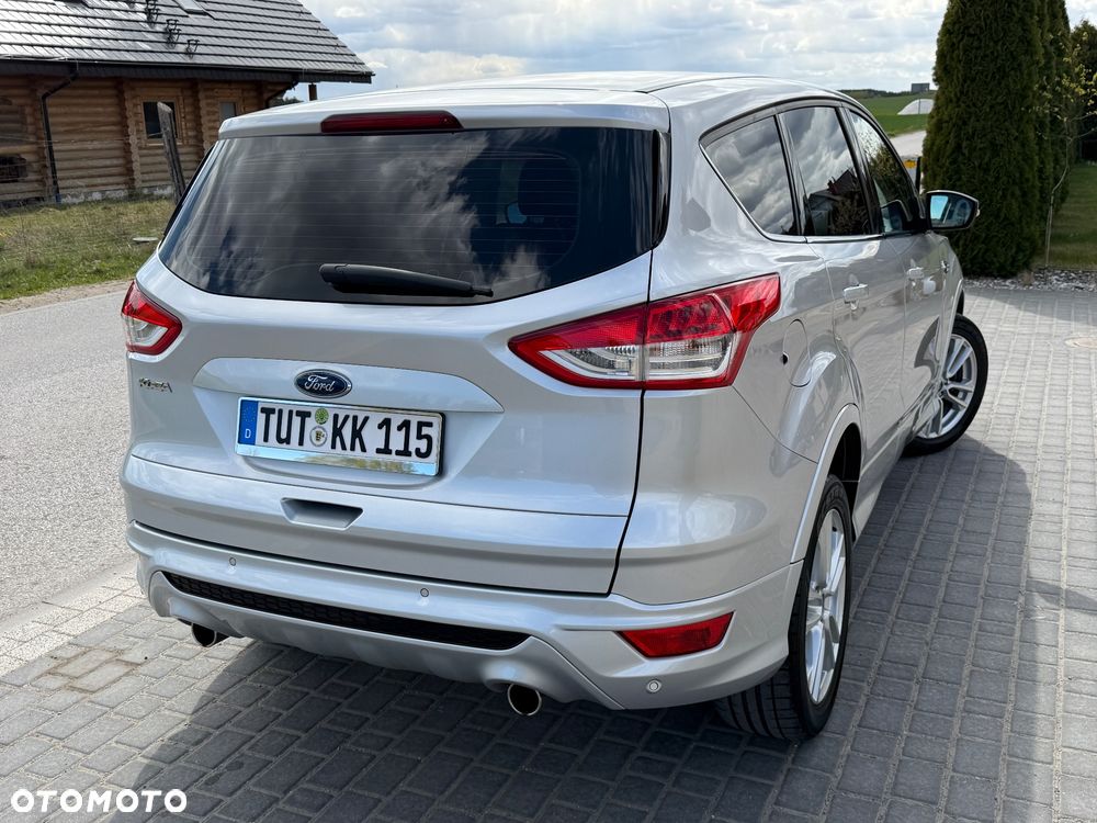 Ford Kuga 2.0 TDCi 4x4 Titanium - 4