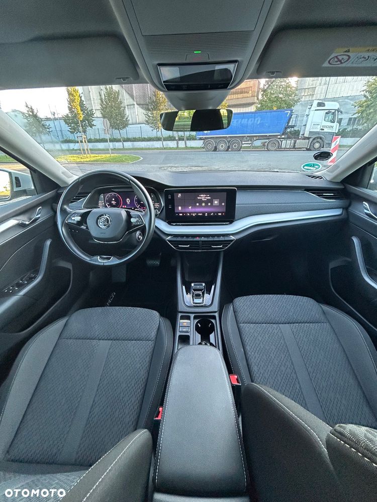 Skoda Octavia 2.0 TDI SCR Style DSG - 10