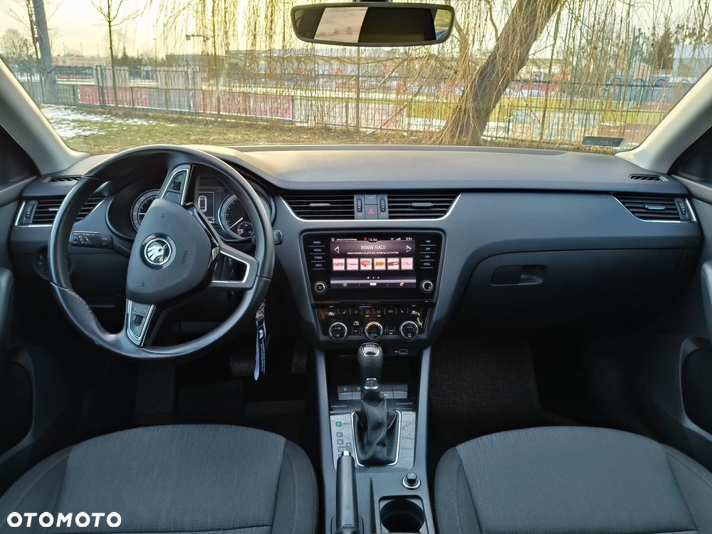 Skoda Octavia 2.0 TDI Style DSG - 13