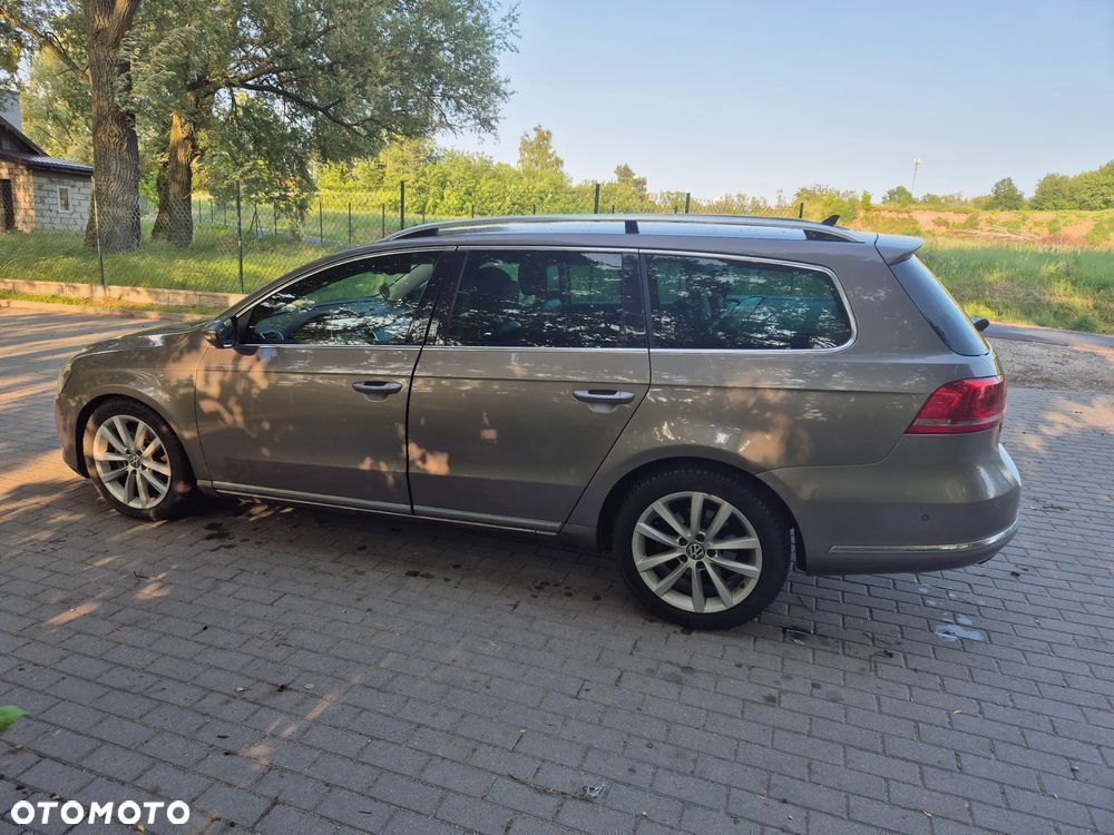 Volkswagen Passat 2.0 TDI 4Mot Highline DSG - 3