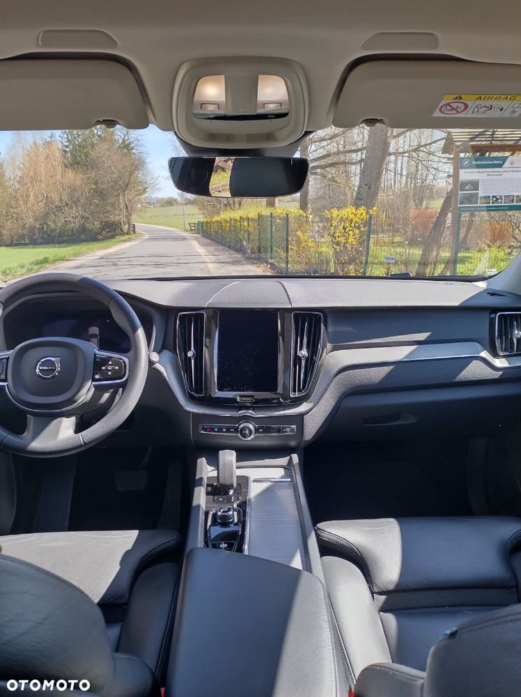 Volvo XC 60 B4 B Plus Bright - 13