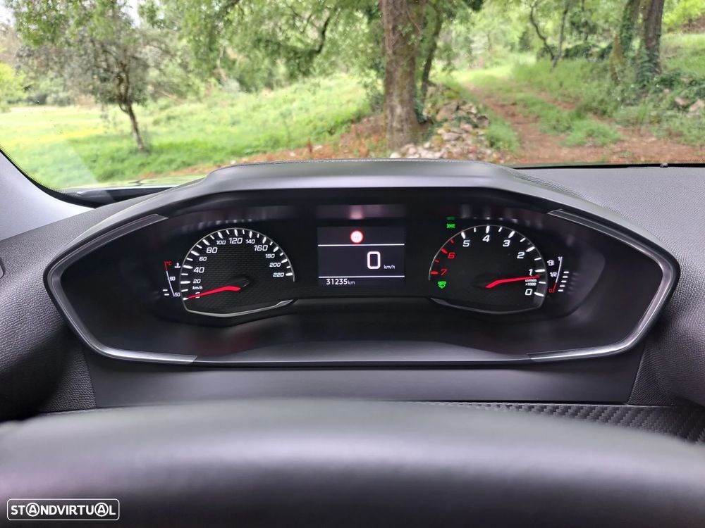 Peugeot 2008 1.5 BlueHDi Allure - 18