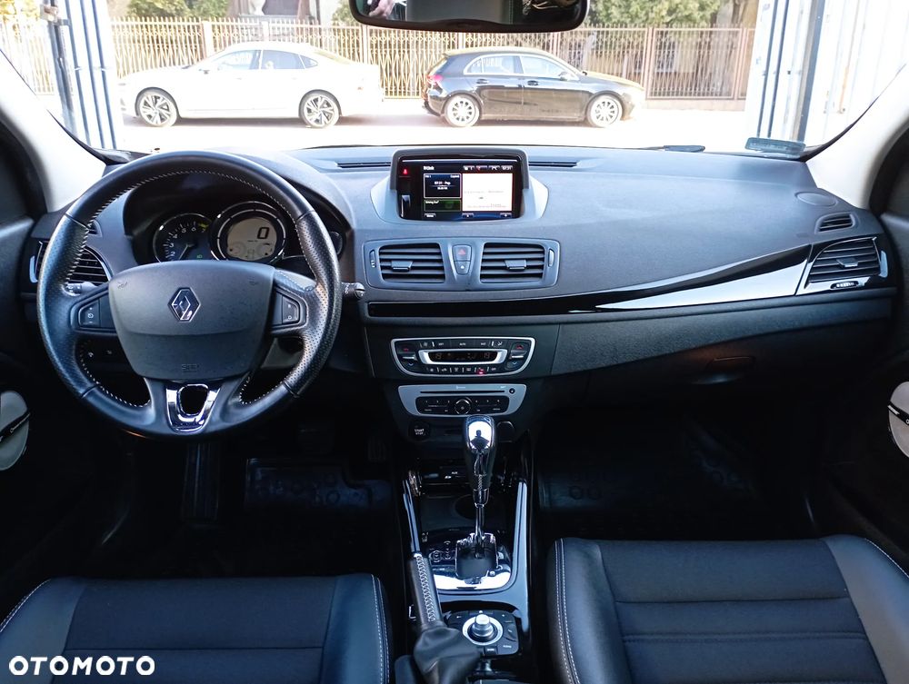 Renault Megane 1.2 16V TCe Bose EDC - 8
