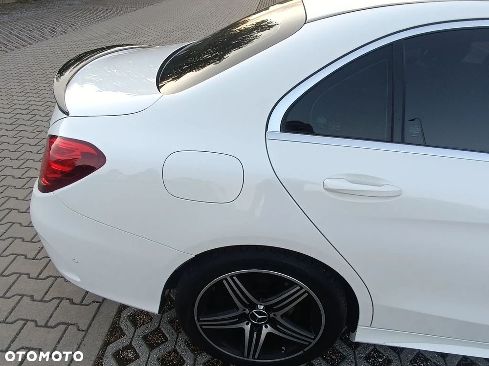 Mercedes-Benz Klasa C - 22