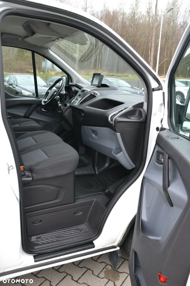 Ford Transit Custom - 16