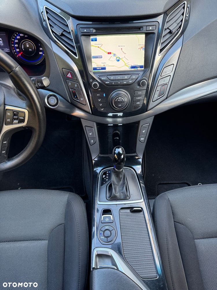 Hyundai i40 i40cw 1.7 CRDi Automatik Premium - 30