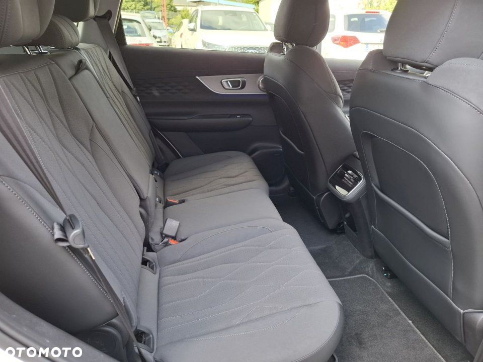 Chery Tiggo 8 - 10