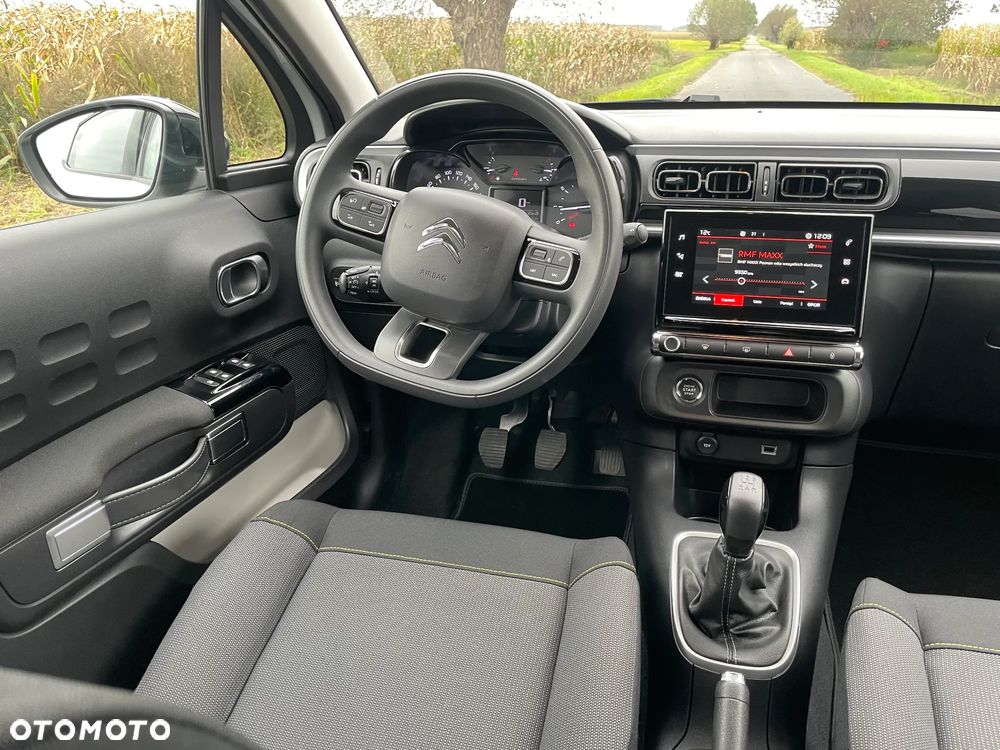 Citroën C3 Pure Tech 82 SHINE - 26