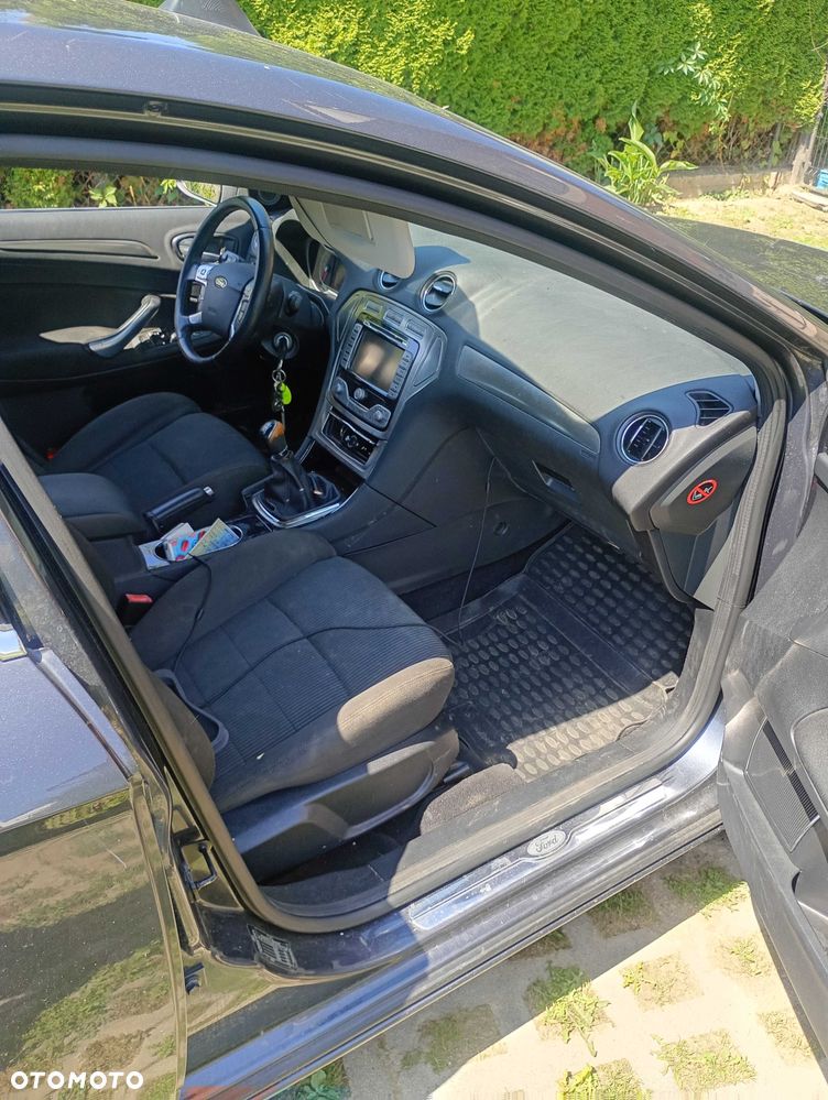 Ford Mondeo - 6