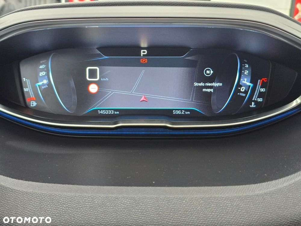 Peugeot 3008 1.6 BlueHDi Allure S&S EAT6 - 34