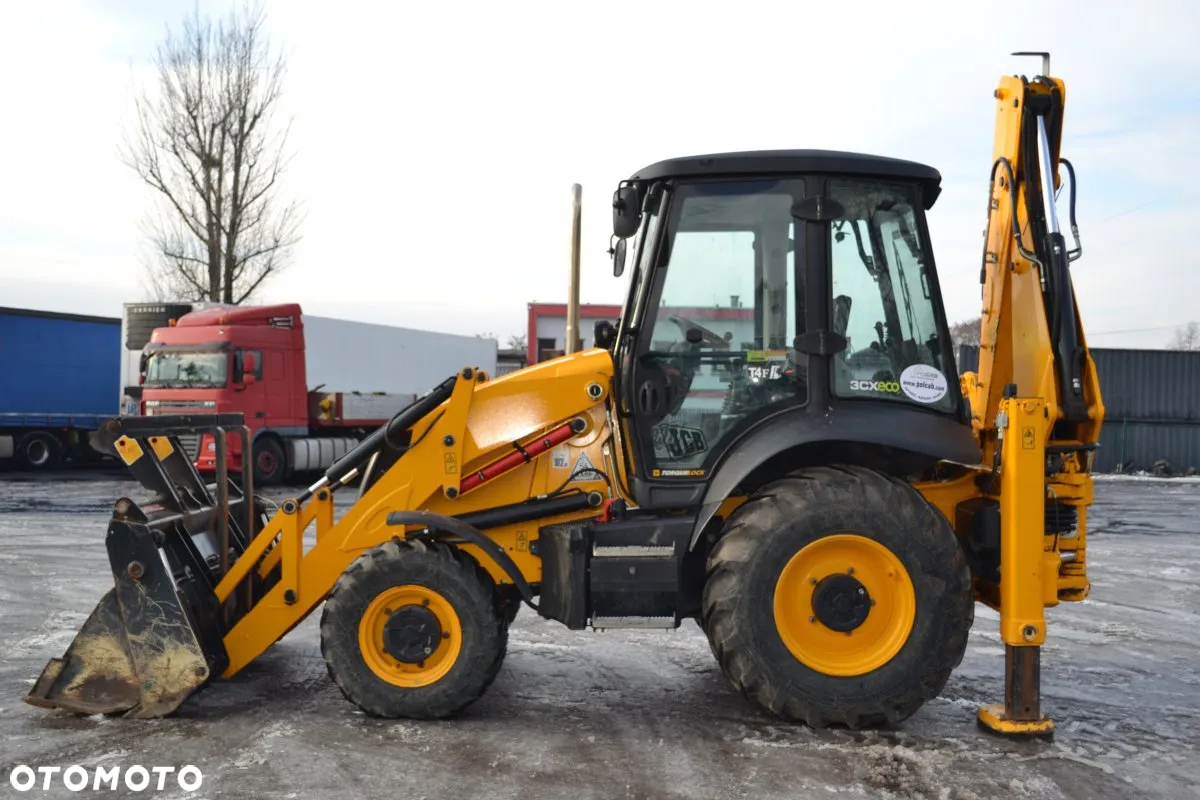 JCB 3CX - 9
