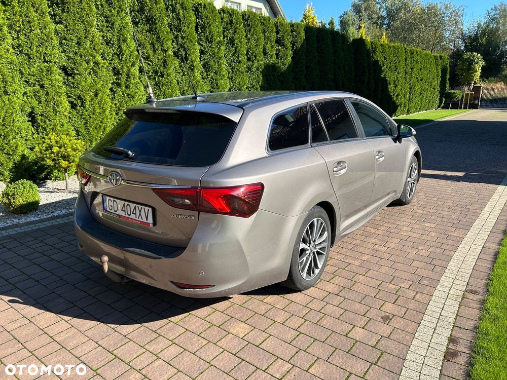 Toyota Avensis 1.8 Prestige - 3