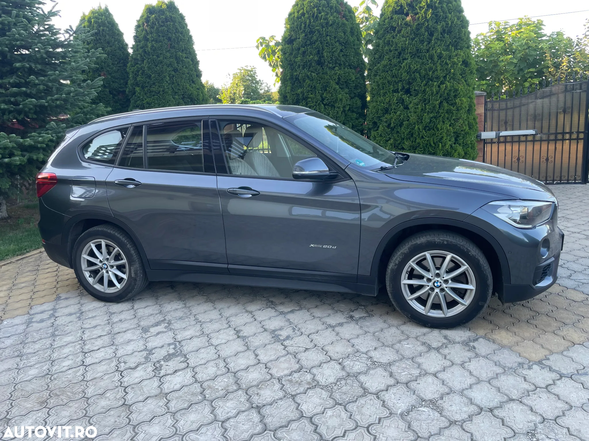 BMW X1 - 16