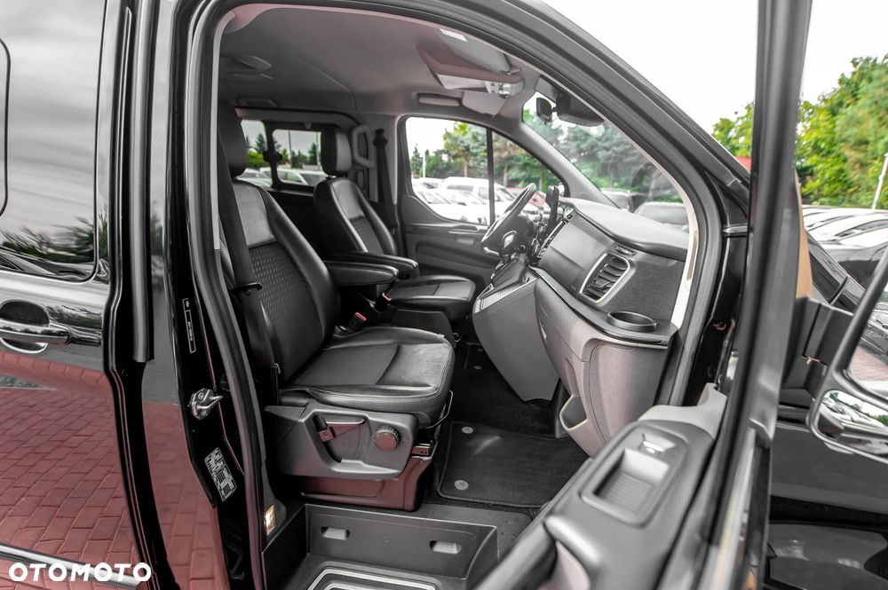 Ford Tourneo Custom 2.0 EcoBlue L1 Titanium SelectShift - 34