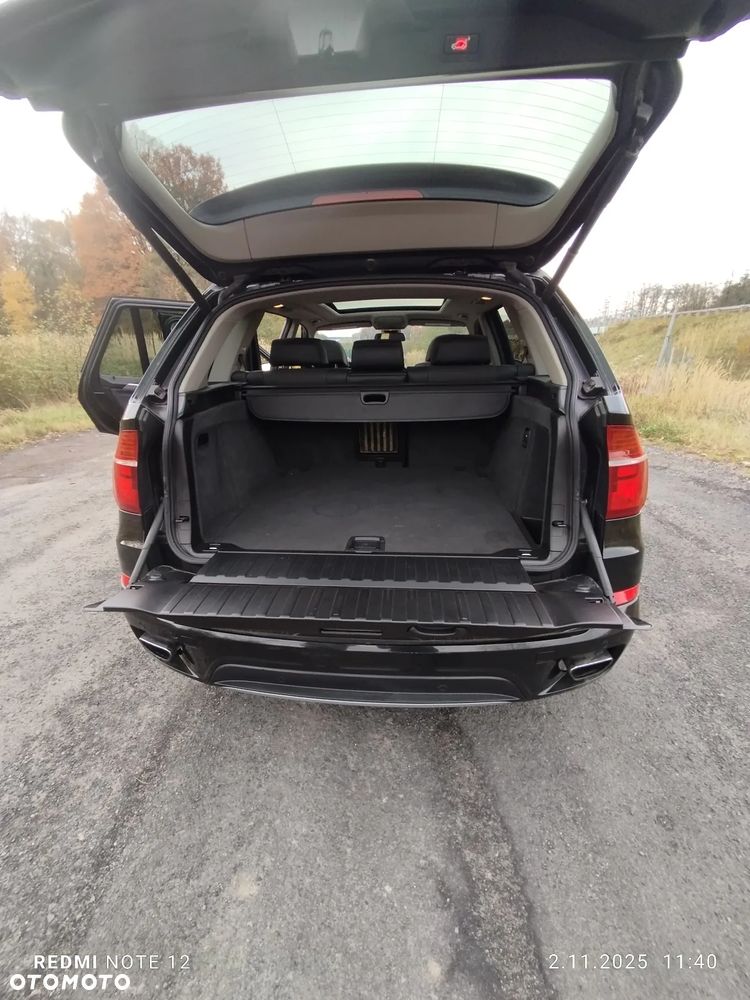BMW X5 5.0i xDrive - 6