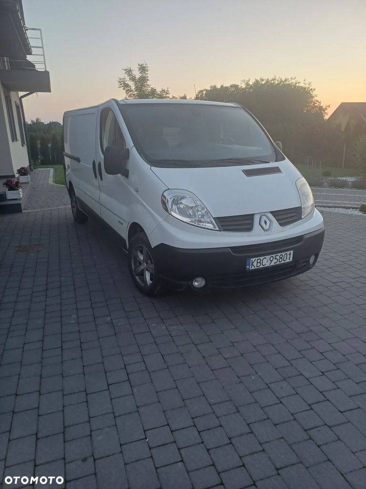 Renault Trafic - 2
