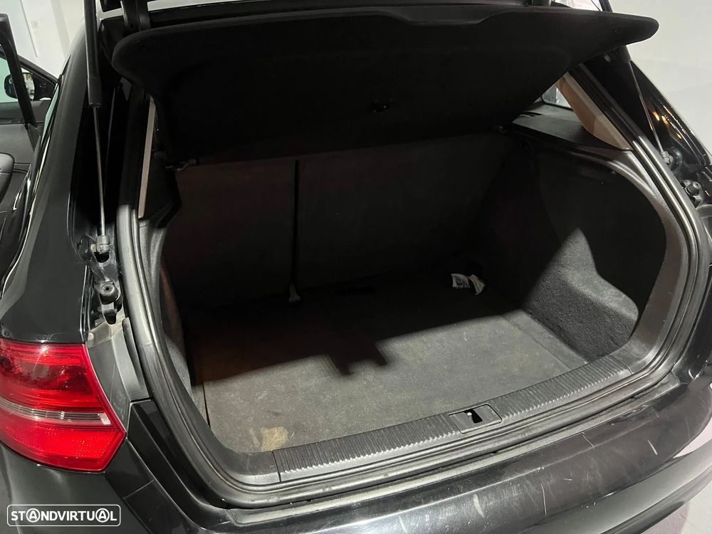 Audi A3 Sportback 1.6 TDI DPF Attraction - 17