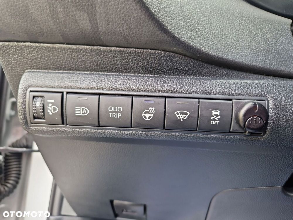 Toyota Corolla 1.8 Hybrid GR Sport Dynamic - 22