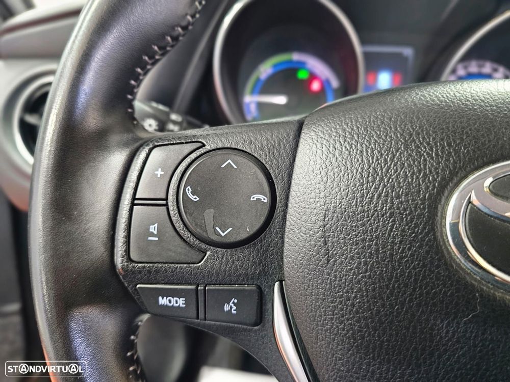 Toyota Auris - 16