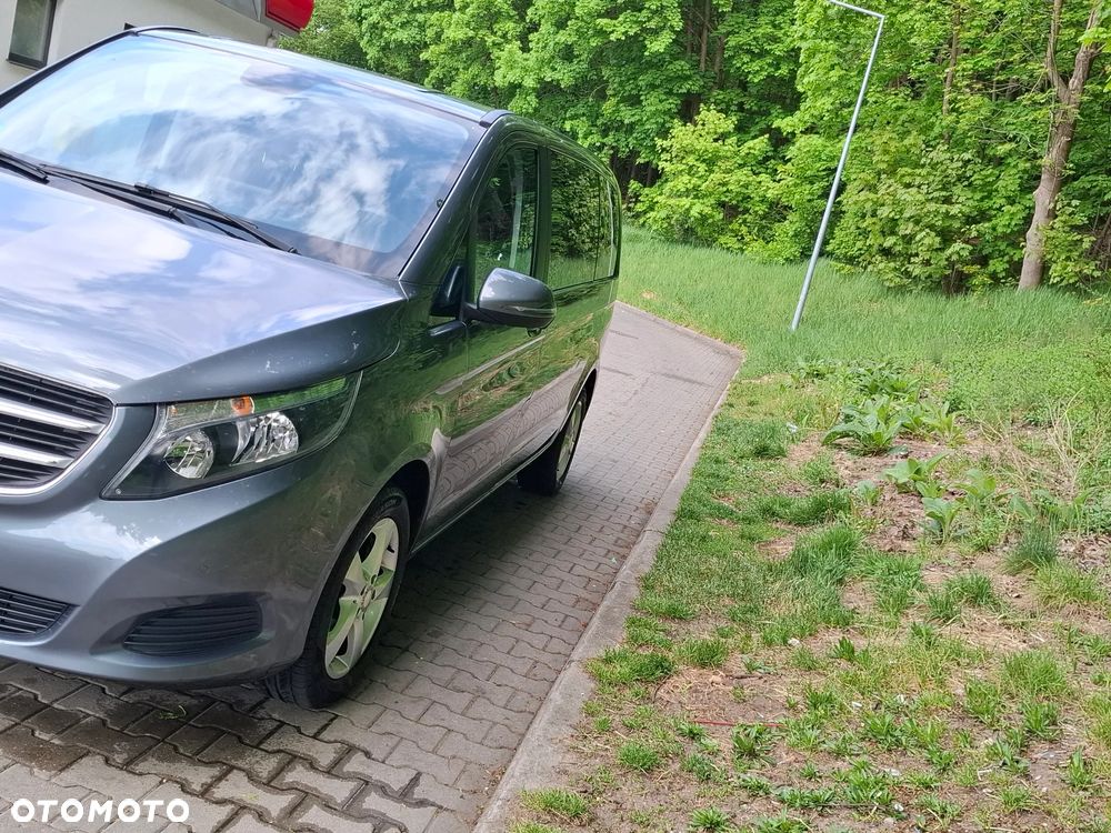 Mercedes-Benz Klasa V 220 CDI - 8