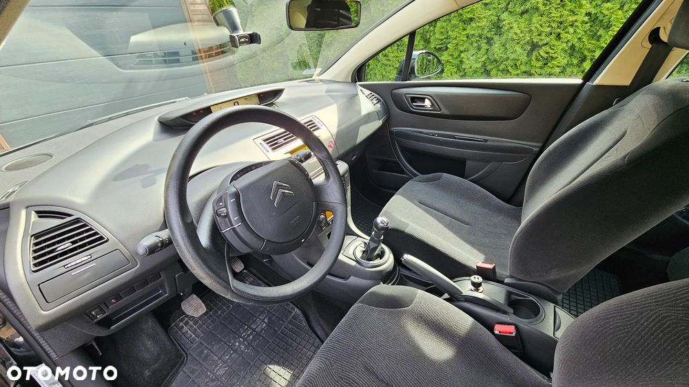 Citroën C4 1.6 HDi Equilibre - 9