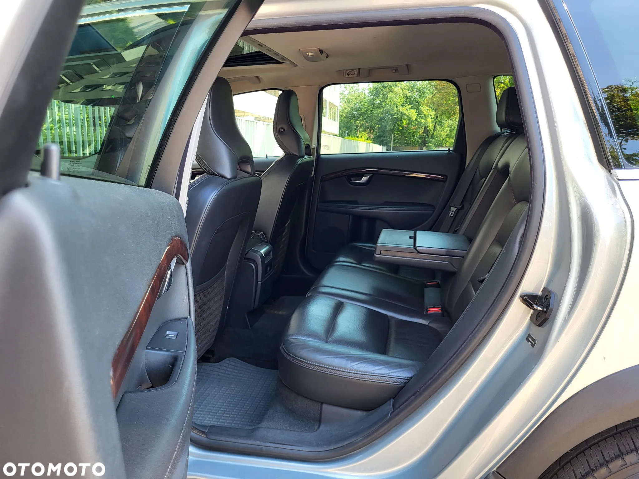 Volvo XC 70 T6 AWD Momentum - 20
