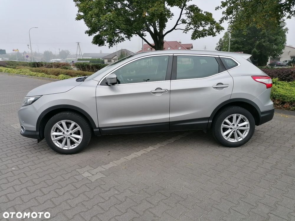 Nissan Qashqai 1.6 DCi N-Connecta - 7