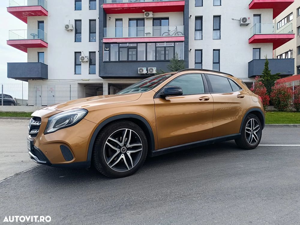 Mercedes-Benz GLA 220 d 4MATIC 7G-DCT Urban - 4