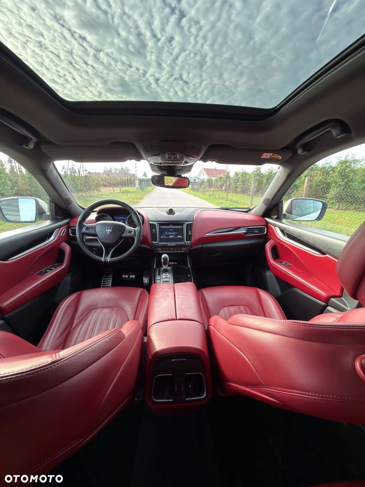 Maserati Levante - 8