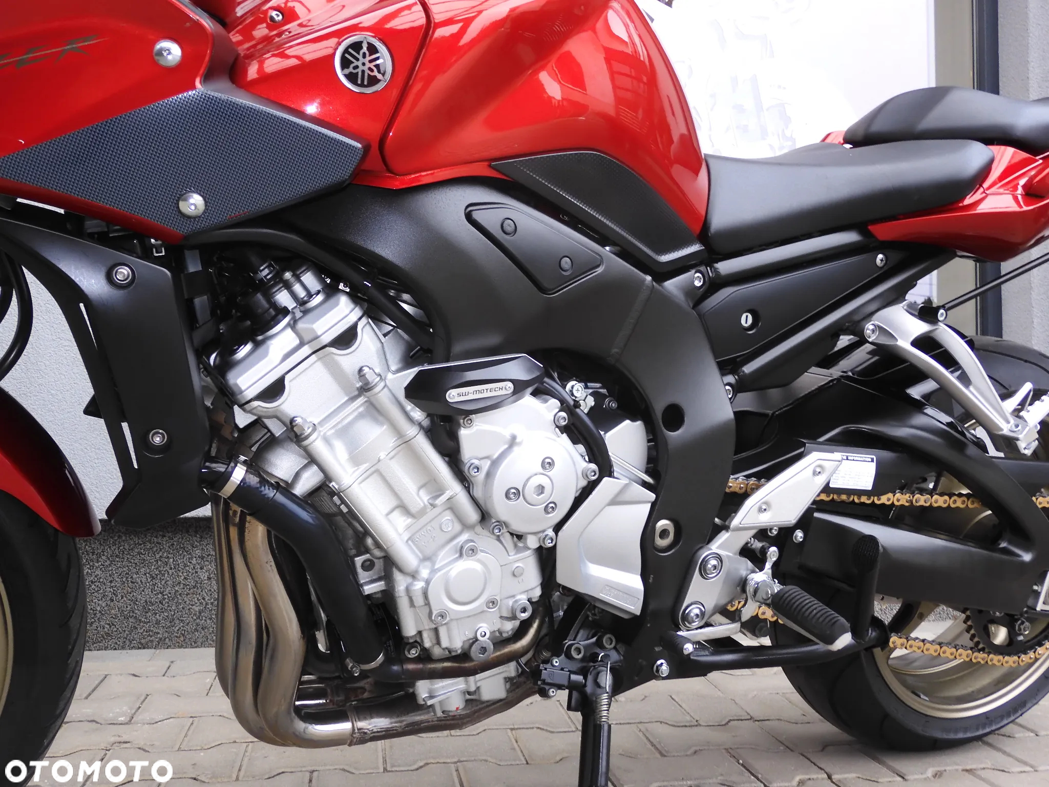 Yamaha FZ - 27