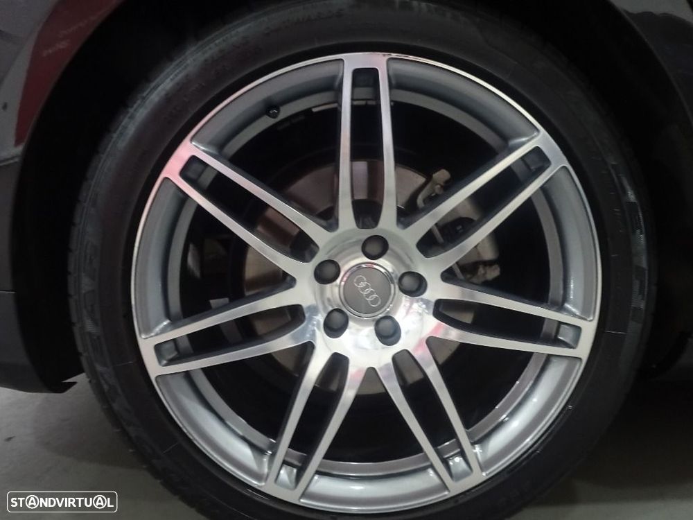 Audi A8 3.0 TDI V6 quattro Clean Diesel - 34