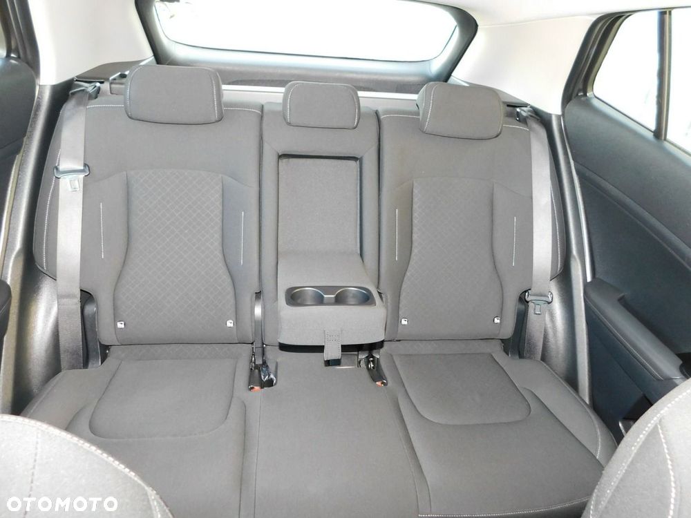 Kia Sportage - 10