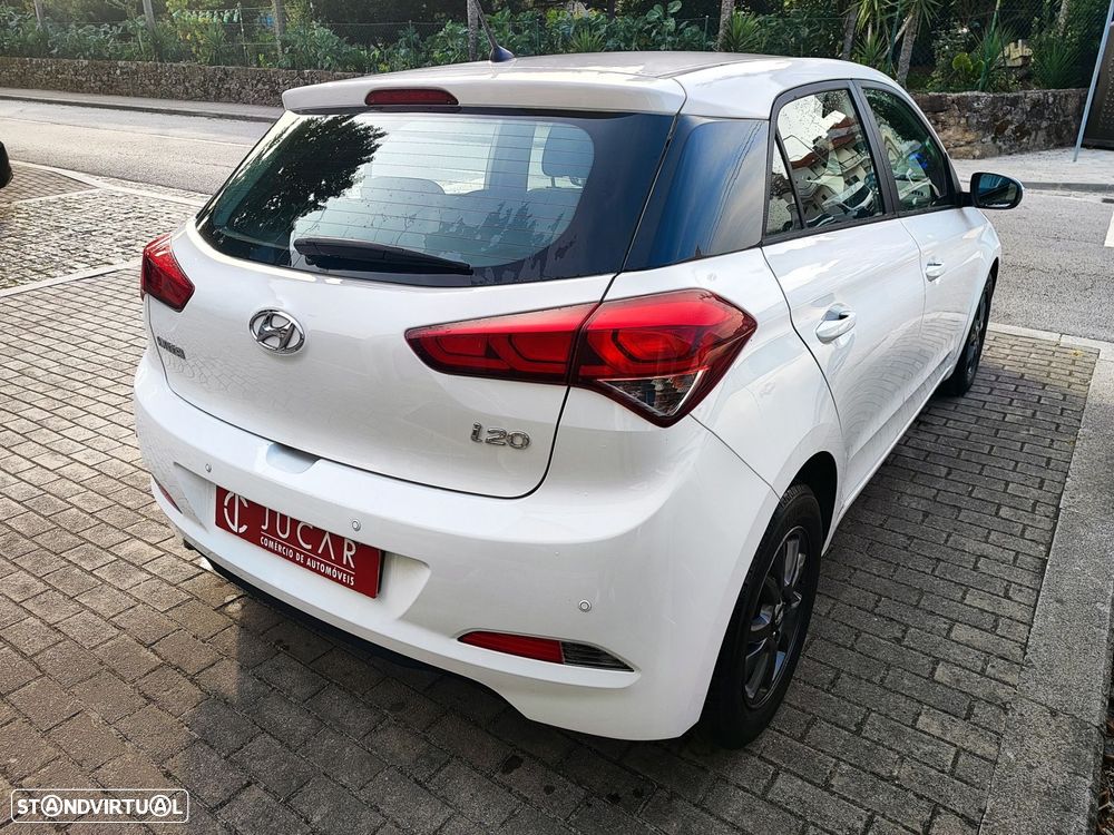 Hyundai i20 1.1 CRDi Access Plus - 5