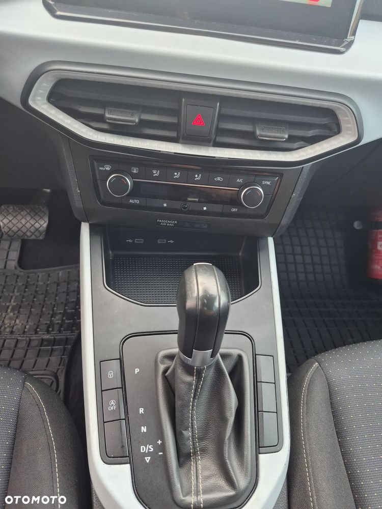 Seat Arona 1.0 TSI Xcellence S&S DSG - 25