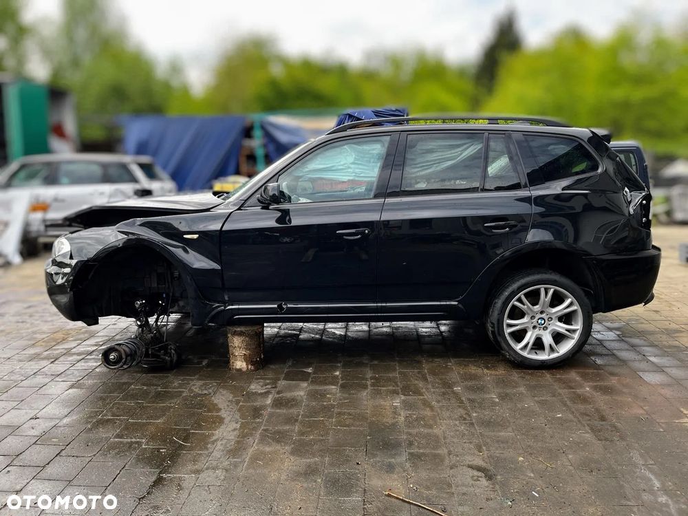 BMW X3 E83  3.0D 306D3 M pakiet black sapphire metallic na części - 5